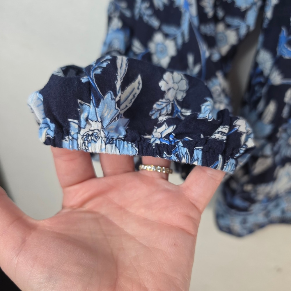 Vineyard Vines Floral V-Neck Balloon Sleeve Blouse Blue White Small - Picture 6 of 8
